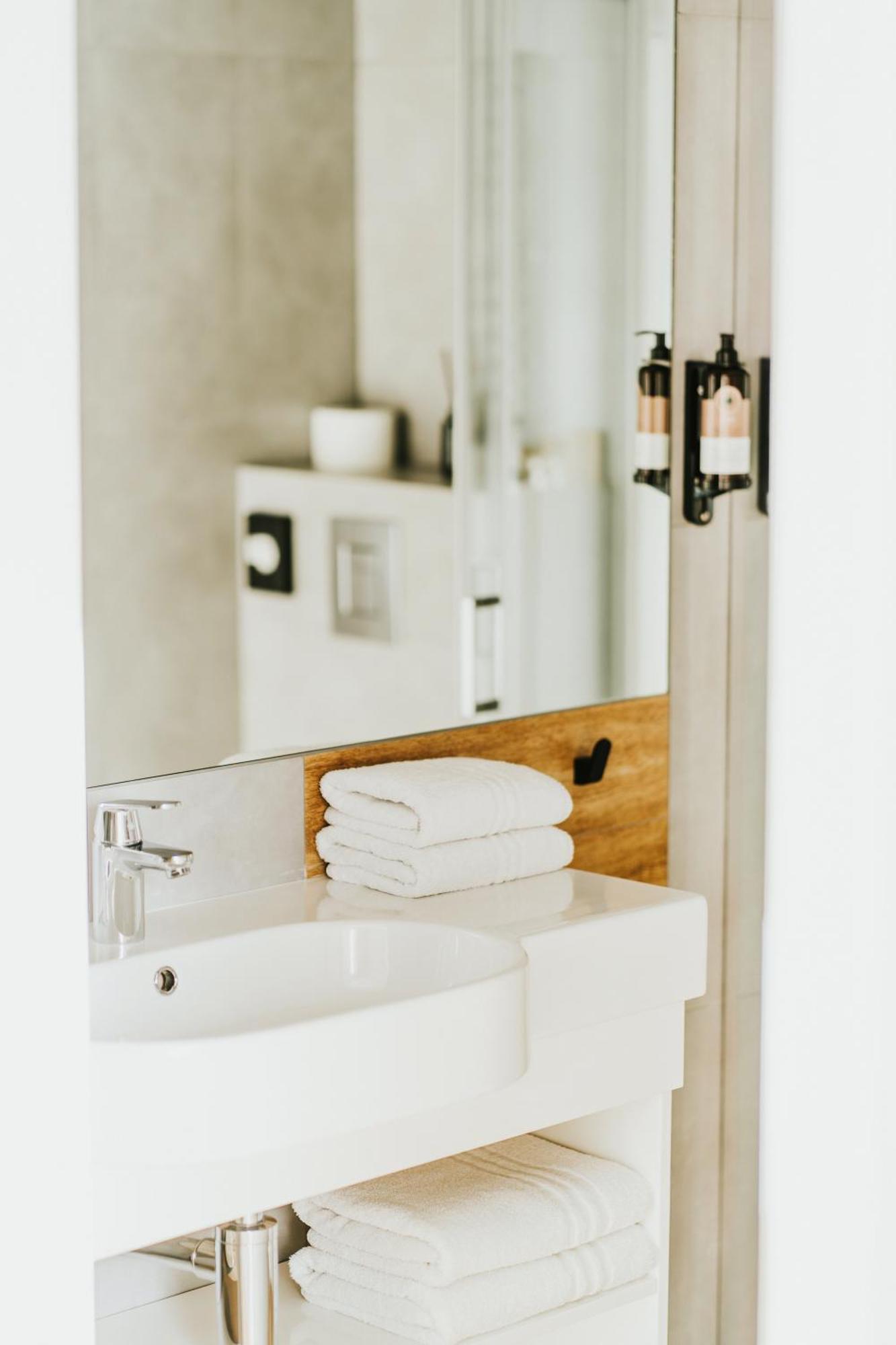 Green Hotel Inowroclaw Ngoại thất bức ảnh