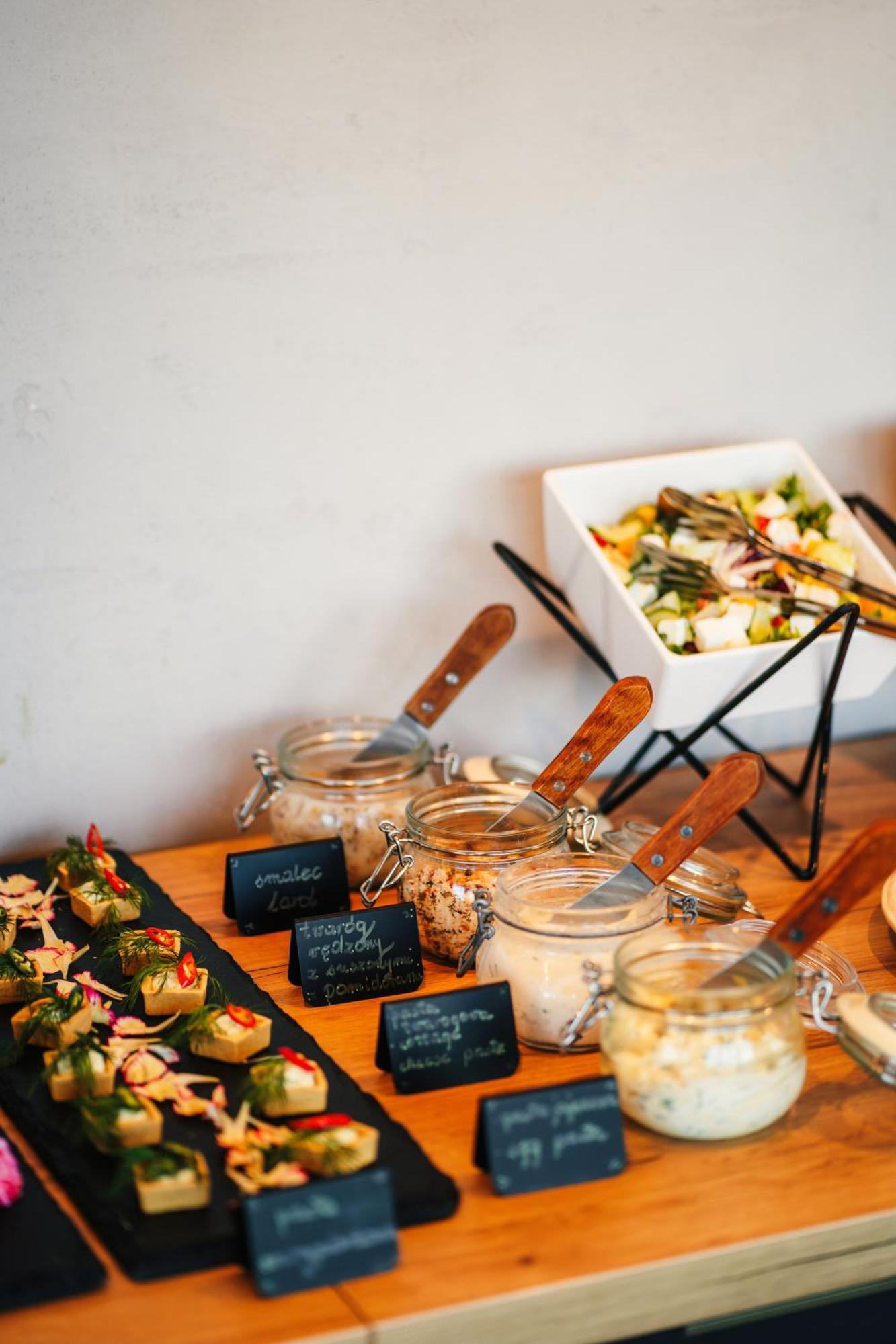 Green Hotel Inowroclaw Ngoại thất bức ảnh