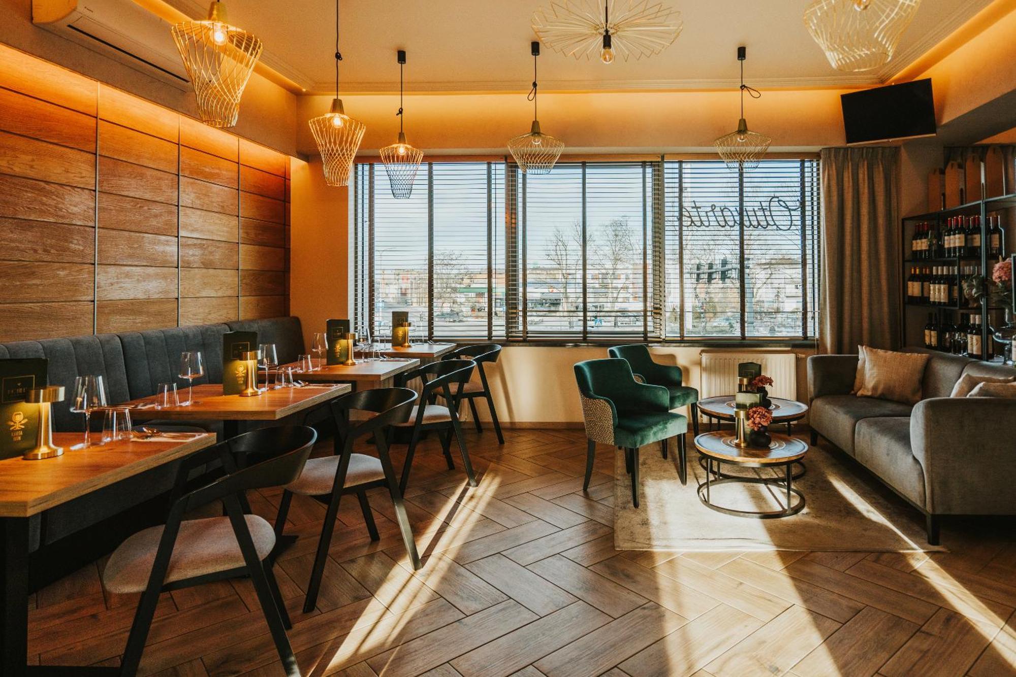 Green Hotel Inowroclaw Ngoại thất bức ảnh